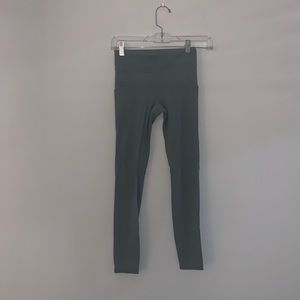 athleta girl leggings (stash your treasures tight)